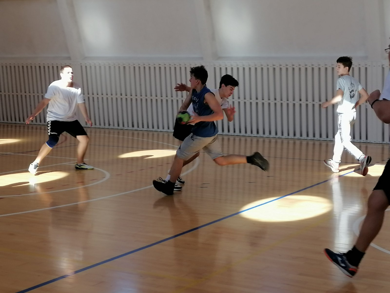 IMG-1c6f06a3b8ba31e5517aa28737f431a4-V.jpg IMG-1c6f06a3b8ba31e5517aa28737f431a4-V.jpg